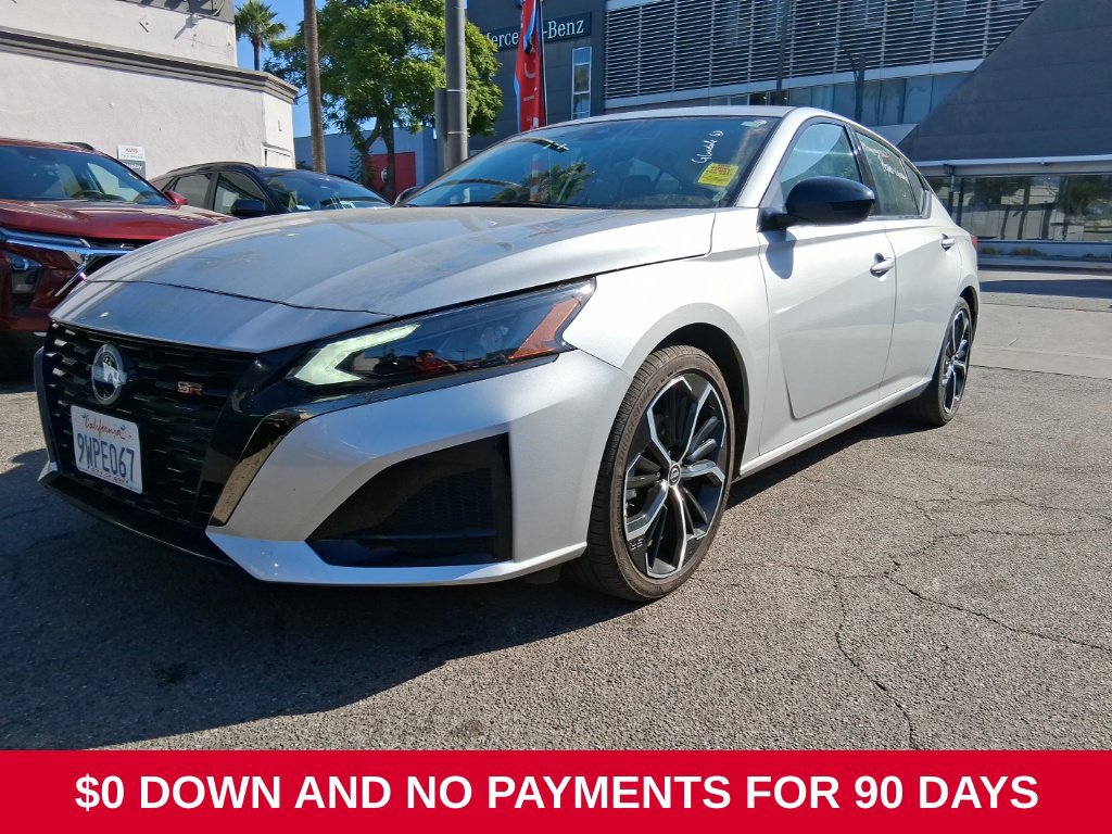 Used 2025 Nissan Altima 2.5 SR FWD image 1