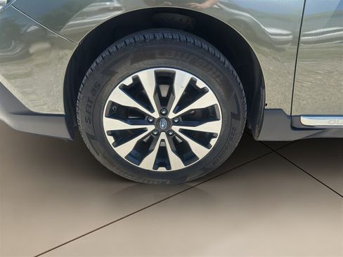 Used 2019 Subaru Outback 2.5i Touring w/ Popular Package #3A AWD/4WD image 18