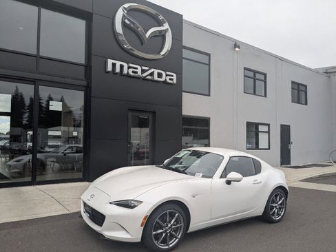 Used 2023 MAZDA MX-5 Miata Grand Touring RWD image 1