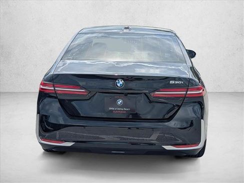 New 2026 BMW 530i RWD image 7