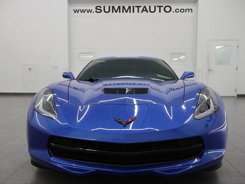 Used 2019 Chevrolet Corvette Stingray Coupe w/ Carbon Flash Badge Package RWD image 19