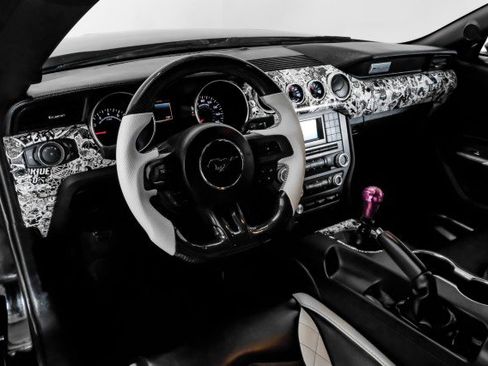 Used 2018 Ford Mustang GT w/ GT Performance Package image 12