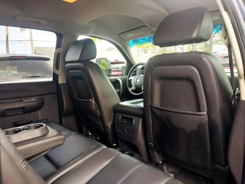 Used 2008 Chevrolet Silverado 2500 LT w/ 2LT Convenience Package image 20