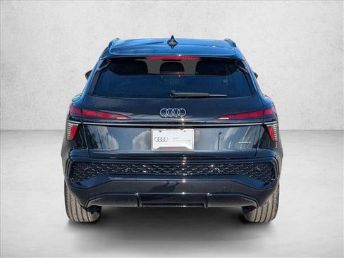 New 2026 Audi Q3 quattro 2.0T AWD/4WD image 6