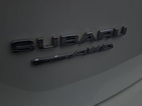 Used 2021 Subaru Forester Limited AWD/4WD image 38