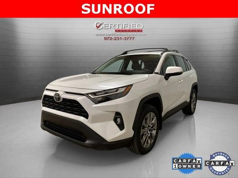 Used 2024 Toyota RAV4 XLE Premium image 1
