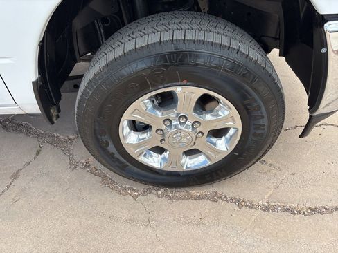 New 2025 RAM 2500 Big Horn AWD/4WD image 12