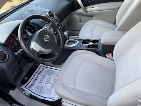Used 2013 Nissan Rogue S AWD/4WD image 9