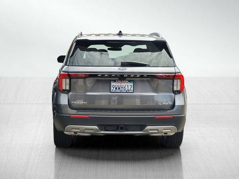 Used 2026 Ford Explorer Active w/ Active Comfort Package AWD/4WD image 5