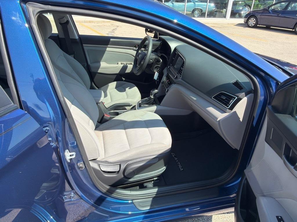 Used 2017 Hyundai Elantra SE FWD image 9