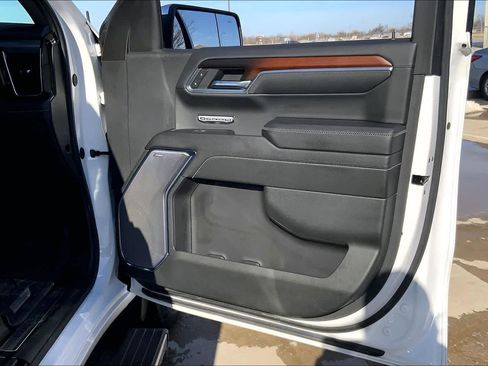 Used 2024 GMC Sierra 1500 Denali image 23