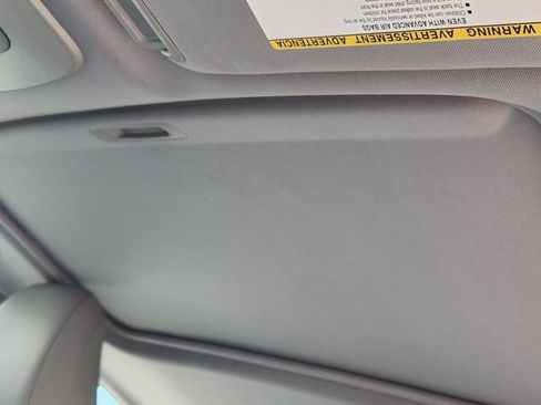 Used 2018 Toyota Camry SE w/ Moonroof Package FWD image 24