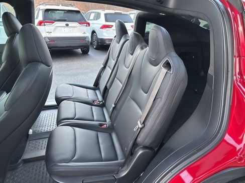 Used 2023 Tesla Model X image 15