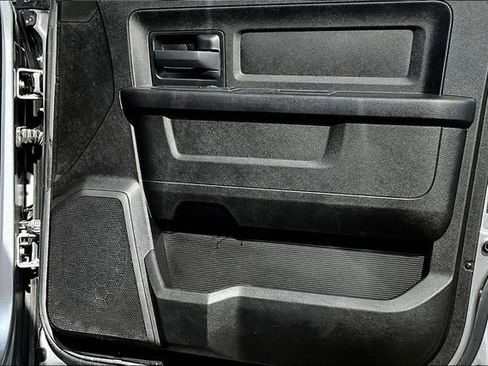 Used 2019 RAM 1500 Express w/ Express Value Package image 27