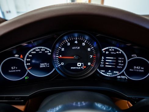 Used 2023 Porsche Cayenne GTS image 44