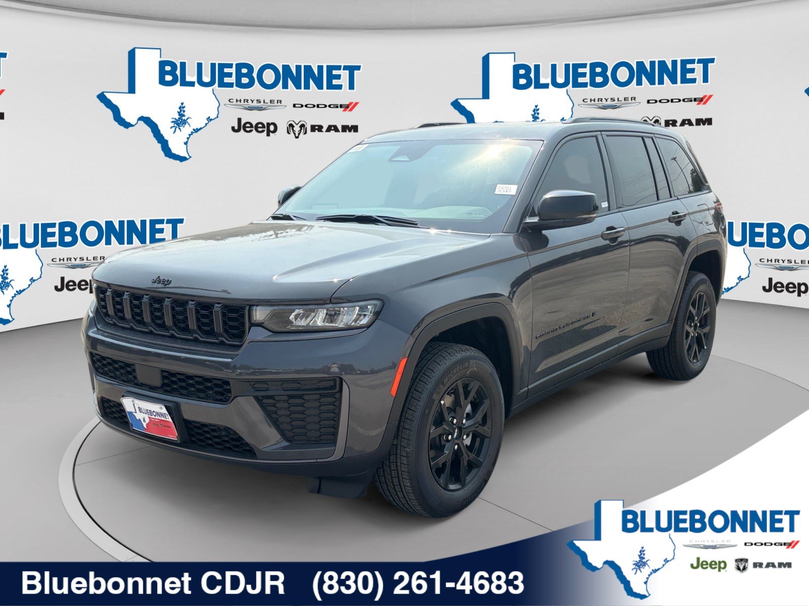 New 2026 Jeep Grand Cherokee Altitude RWD image 1