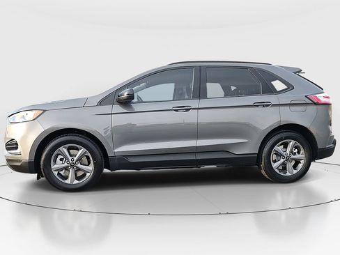 Used 2024 Ford Edge SEL w/ Sport Appearance Package image 8