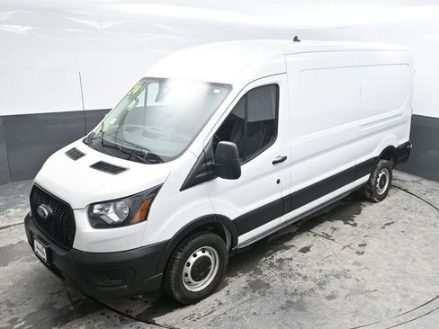Used 2024 Ford Transit 250 148 Medium Roof image 19