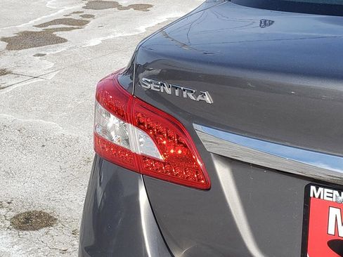Used 2015 Nissan Sentra SV image 10