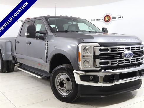 Used 2023 Ford F350 XLT image 1