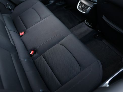 Used 2018 Chevrolet Malibu LT w/ Redline Edition image 15