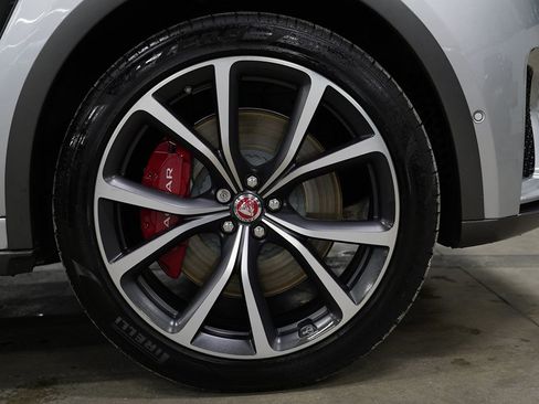 Used 2019 Jaguar F-PACE SVR AWD/4WD image 36