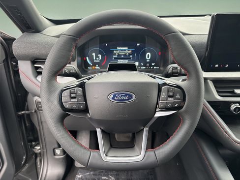 New 2026 Ford Explorer ST-Line w/ ST-Line Street Pack image 11