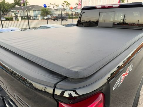 Used 2025 Chevrolet Silverado 2500 LT w/ Safety Package AWD/4WD image 17