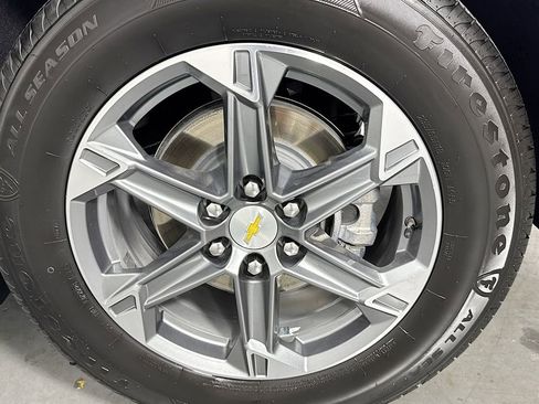 Used 2024 Chevrolet Blazer LT image 32