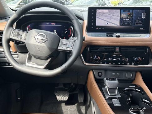 New 2026 Nissan Rogue Platinum w/ Platinum Premium Package AWD/4WD image 23