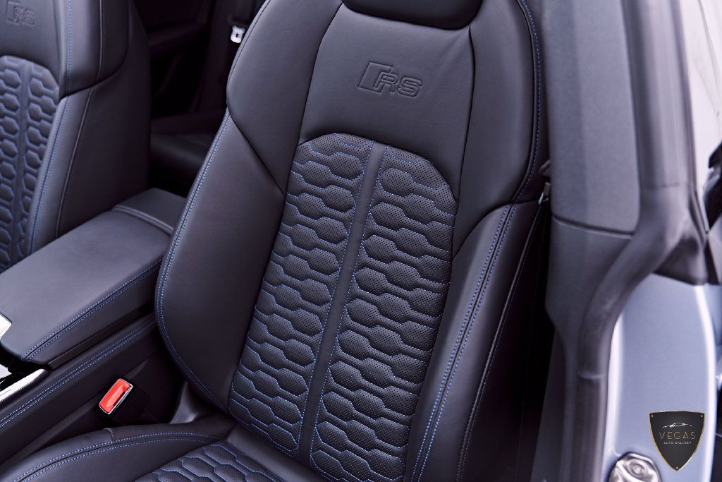 Used 2025 Audi RS 7 Performance AWD/4WD image 65