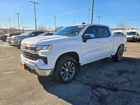 Used 2022 Chevrolet Silverado 1500 LT image 8