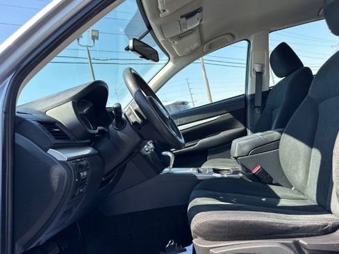Used 2014 Subaru Outback 2.5i w/ Alloy Wheel Package image 18