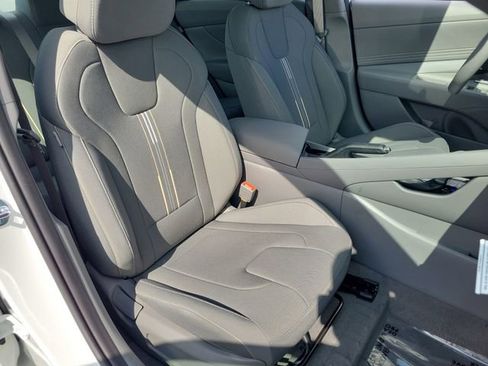 New 2026 Hyundai Elantra Sport FWD image 18