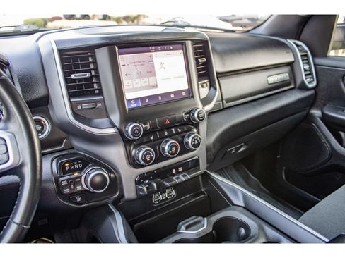 Used 2023 RAM 1500 Big Horn AWD/4WD image 40