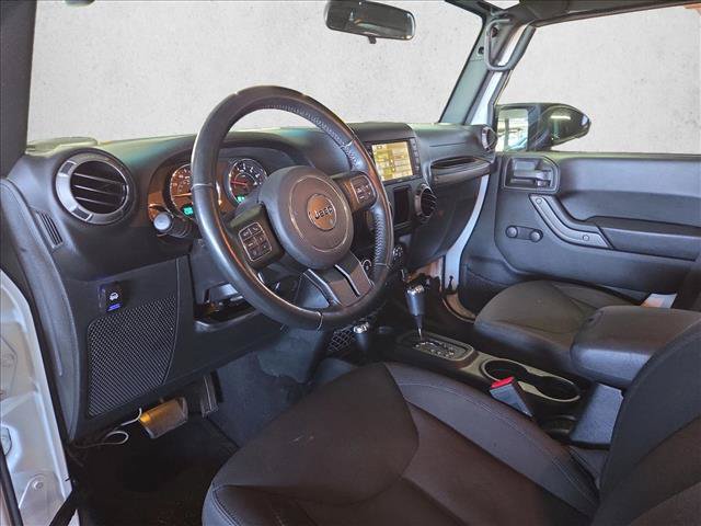 Used 2018 Jeep Wrangler Unlimited Sport w/ Connectivity Group AWD/4WD image 9