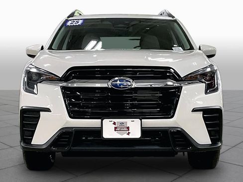 Used 2025 Subaru Ascent Premium AWD/4WD image 3