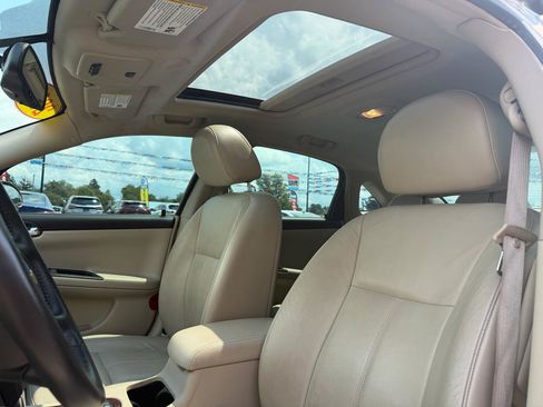Used 2010 Chevrolet Impala LTZ FWD image 14