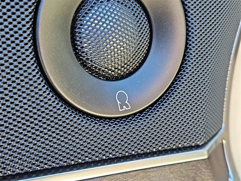 Used 2020 Lincoln Nautilus Reserve image 20