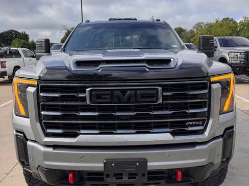Used 2025 GMC Sierra 2500 AT4 w/ AT4 Premium Plus Package AWD/4WD image 1