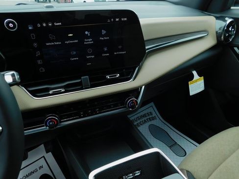 New 2026 Chevrolet Equinox ACTIV w/ Safety and Technology Package image 28