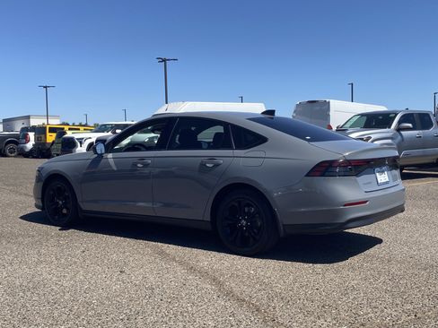 Used 2025 Honda Accord SE image 4