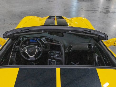 Used 2015 Chevrolet Corvette Stingray Coupe w/ 3LT Preferred Equipment Group RWD image 20