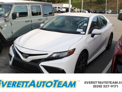Used 2022 Toyota Camry SE