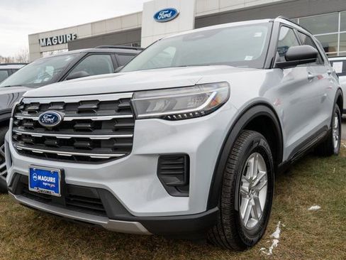 New 2026 Ford Explorer Active AWD/4WD image 1