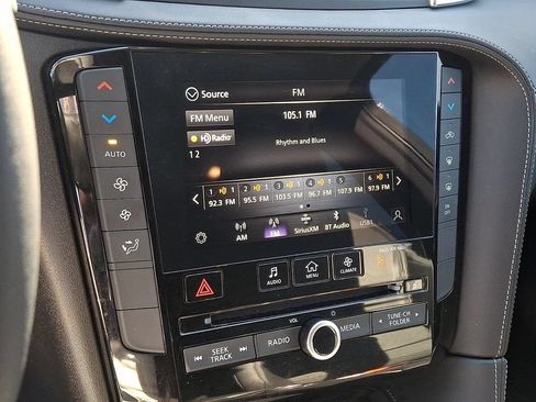 Used 2025 INFINITI QX50 Pure AWD/4WD image 16
