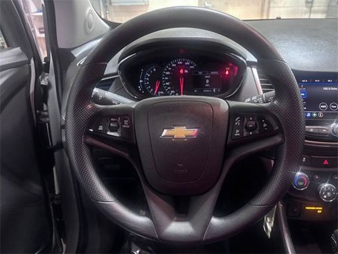 Used 2020 Chevrolet Trax LS w/ Tint and Cruise Package image 16