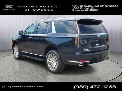 Certified 2024 Cadillac Escalade Premium Luxury w/ LPO, Floor Liner Package AWD/4WD image 4