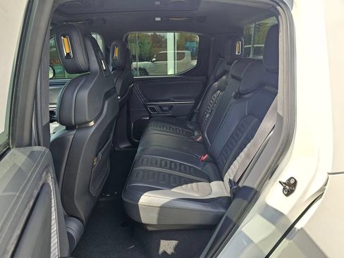 Used 2022 Rivian R1T Adventure AWD/4WD image 17