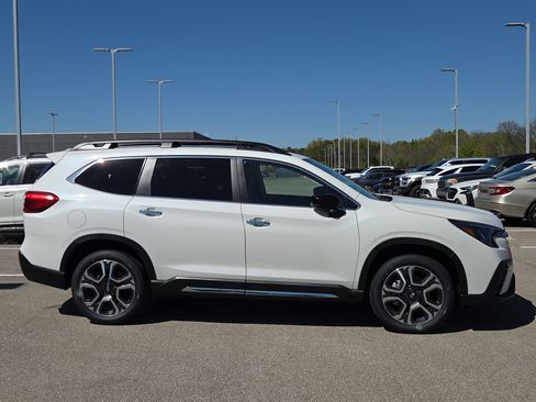 New 2026 Subaru Ascent Touring AWD/4WD image 2